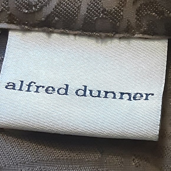 ALFRED DUNNER/SHEER BLOUSE/3-4 SLEEVE/Size 8 - Picture 3 of 8